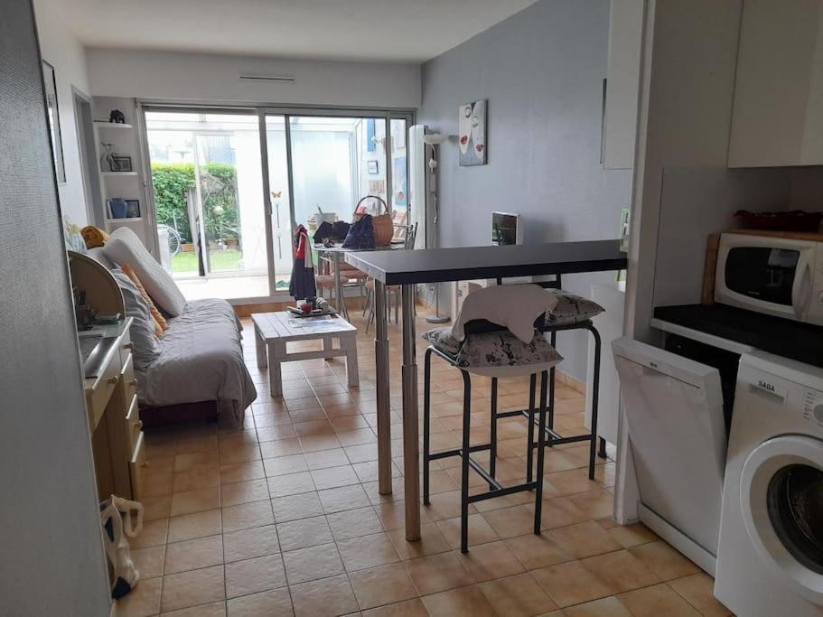 F1 Veranda Jardinet En Residence Front De Mer Bernieres-sur-Mer Bagian luar foto
